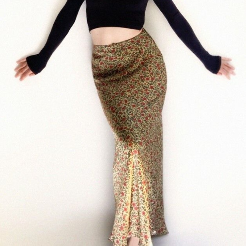 Réalisation Joni skirt size medium Dahlia